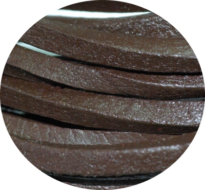 Echeveau de 10 metres de cuir carre marron-4mm